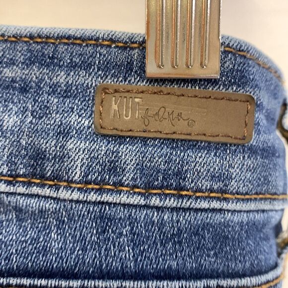 Kut from the Kloth Blue Medium Wash Mid-Rise Baby Bootcut Jeans Size 8 Short - Picture 7 of 14
